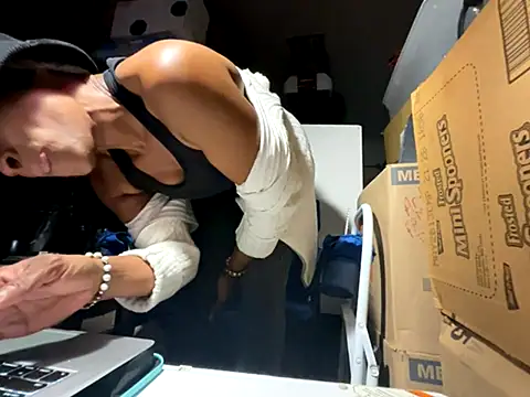 wynterheat online show from 11-29-25, 11:19