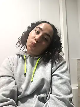 Ayla martinez online show from 01-18-25, 05:10