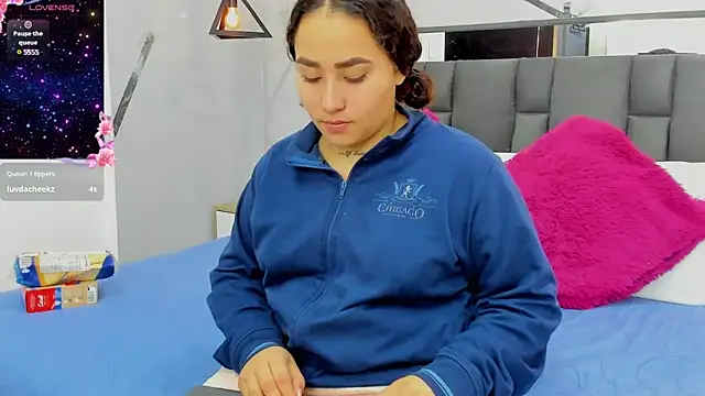 Ayla martinez online show from 01-21-25, 01:08