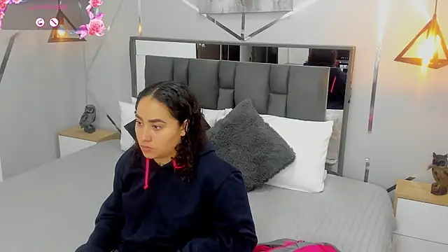 Ayla martinez online show from 01-28-25, 01:29