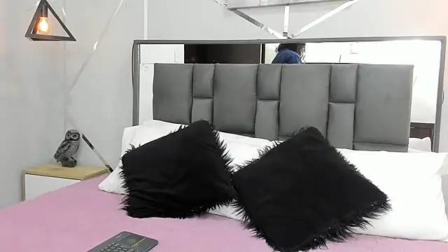 Ayla martinez online show from 02-03-25, 02:03