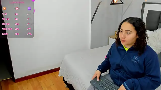Ayla martinez online show from 02-21-25, 01:22