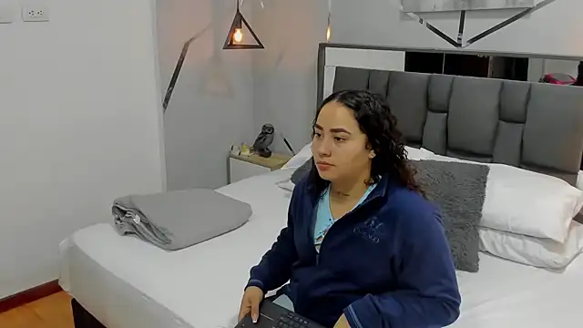 Ayla martinez online show from 03-10-25, 01:34