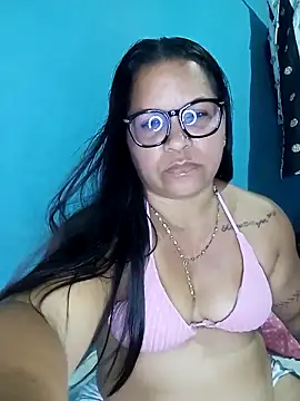 Snapshot of Sikiu_40 chatting on 04-10-26, 06:29 Sikiu 40 online show from 04-10-26, 06:29