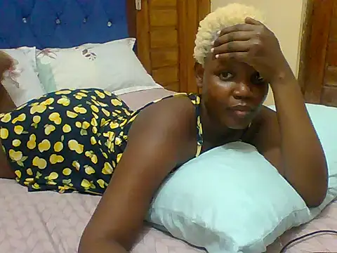 Bootylicious- online show from 10-22-25, 06:40