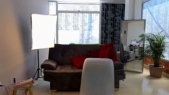 camil milfdream online show from 01-18-25, 05:37