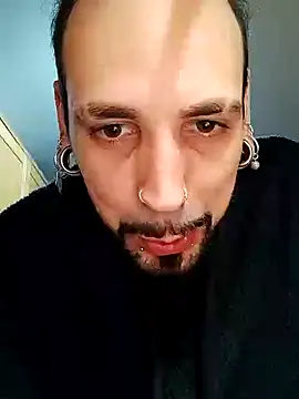 Snapshot of Casaltesudex chatting on 12-27-24, 01:22 Casaltesudex online show from 12-27-24, 01:22