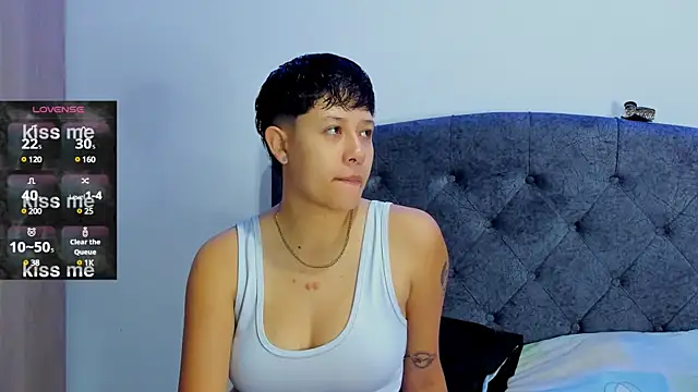 Snapshot of violet_casper_ chatting on 02-05-25, 10:19 violet casper online show from 02-05-25, 10:19