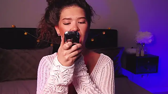 Denise Garciia online show from 12-14-24, 02:53