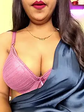 hot Oliviaa online show from 01-08-26, 11:45