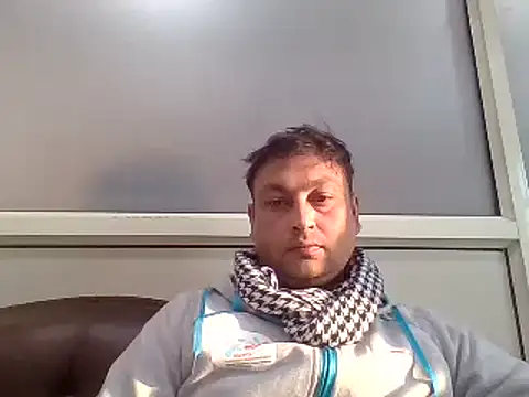 Snapshot of karan_rockstar chatting on 12-13-24, 11:02 karan rockstar online show from 12-13-24, 11:02