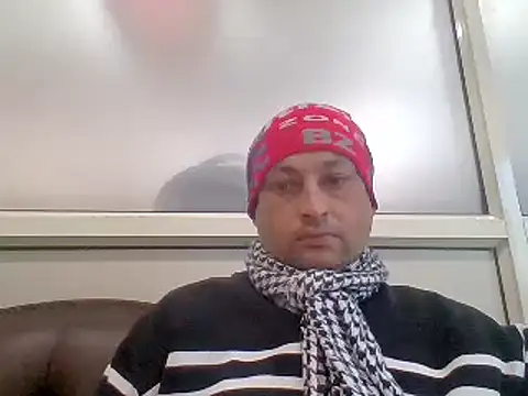 Snapshot of karan_rockstar chatting on 01-07-25, 07:31 karan rockstar online show from 01-07-25, 07:31
