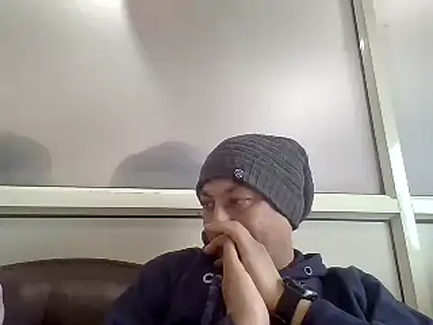 Snapshot of karan_rockstar chatting on 01-14-25, 10:06 karan rockstar online show from 01-14-25, 10:06
