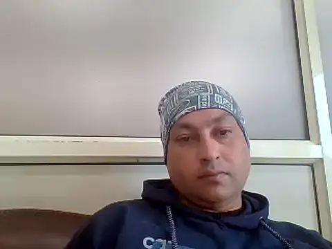 Snapshot of karan_rockstar chatting on 01-20-25, 08:52 karan rockstar online show from 01-20-25, 08:52