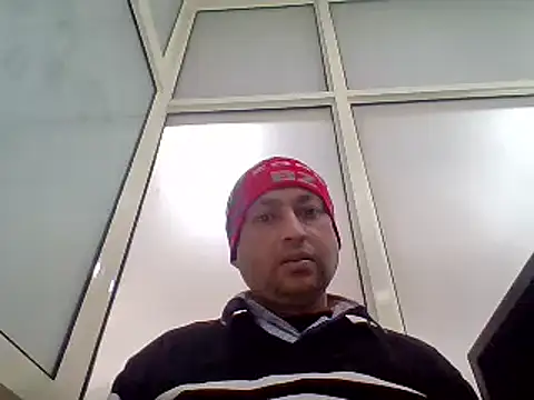 Snapshot of karan_rockstar chatting on 01-25-25, 09:04 karan rockstar online show from 01-25-25, 09:04