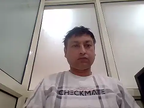 Snapshot of karan_rockstar chatting on 01-27-25, 01:19 karan rockstar online show from 01-27-25, 01:19