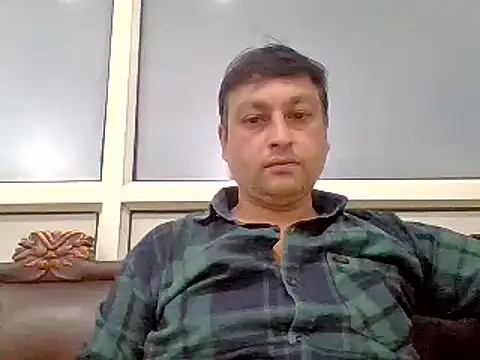 Snapshot of karan_rockstar chatting on 01-31-25, 01:45 karan rockstar online show from 01-31-25, 01:45