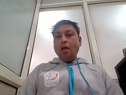 Snapshot of karan_rockstar chatting on 02-06-25, 12:37 karan rockstar online show from 02-06-25, 12:37