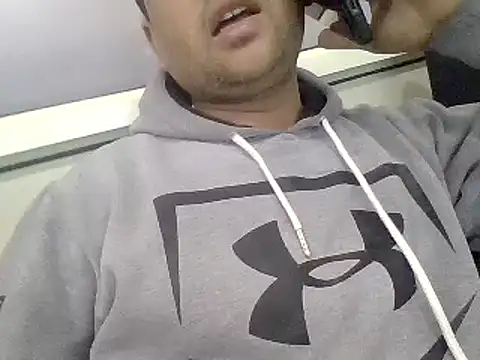 Snapshot of karan_rockstar chatting on 02-07-25, 08:44 karan rockstar online show from 02-07-25, 08:44