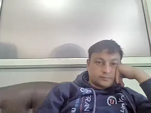 Snapshot of karan_rockstar chatting on 02-12-25, 06:29 karan rockstar online show from 02-12-25, 06:29