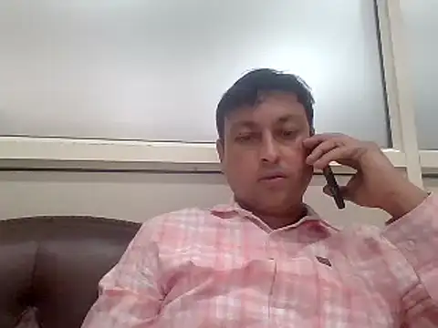 Snapshot of karan_rockstar chatting on 02-17-25, 01:53 karan rockstar online show from 02-17-25, 01:53