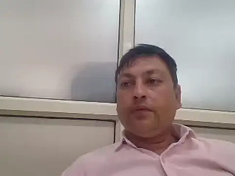 Snapshot of karan_rockstar chatting on 02-18-25, 01:44 karan rockstar online show from 02-18-25, 01:44