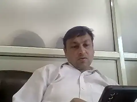 Snapshot of karan_rockstar chatting on 02-20-25, 06:50 karan rockstar online show from 02-20-25, 06:50