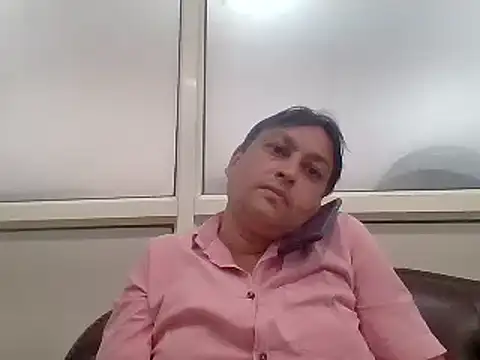 Snapshot of karan_rockstar chatting on 03-03-25, 12:27 karan rockstar online show from 03-03-25, 12:27