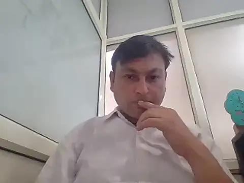 Snapshot of karan_rockstar chatting on 03-17-25, 07:02 karan rockstar online show from 03-17-25, 07:02
