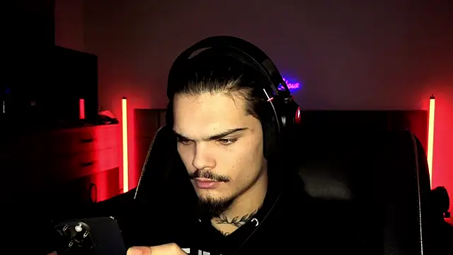 JordanShow online show from 11-28-25, 03:04