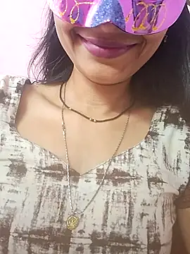 Nandinip2706 online show from 06-27-26, 10:09