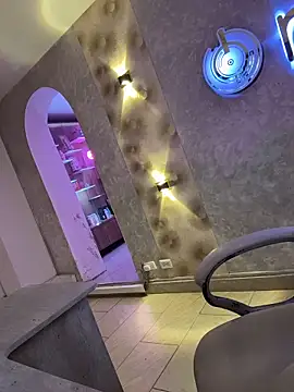 Logan smith1 online show from 12-19-25, 04:52