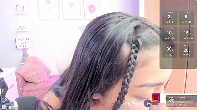 Snapshot of Melannyy_ chatting on 01-13-25, 07:21 Melannyy online show from 01-13-25, 07:21