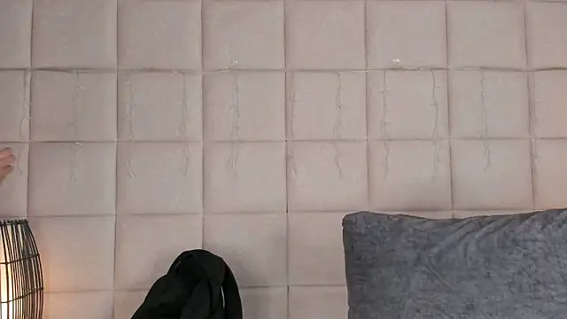 Snapshot of Nia_Bunny chatting on 01-10-25, 02:02 Nia Bunny online show from 01-10-25, 02:02