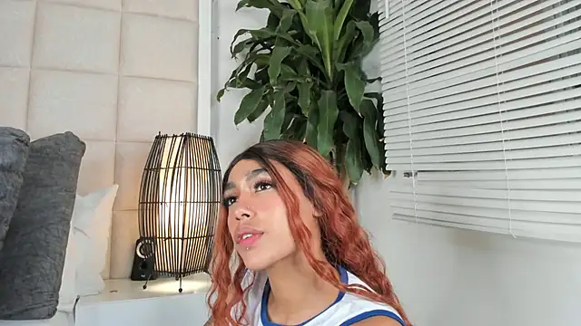 Snapshot of Nia_Bunny chatting on 01-14-25, 07:32 Nia Bunny online show from 01-14-25, 07:32