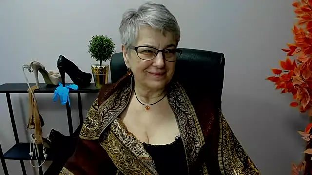 IrisDream online show from 02-24-25, 10:48