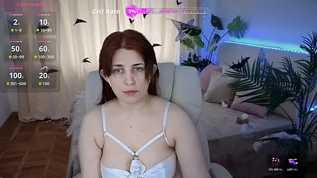 Snapshot of FoxyRayy chatting on 10-13-25, 08:14 FoxyRayy online show from 10-13-25, 08:14