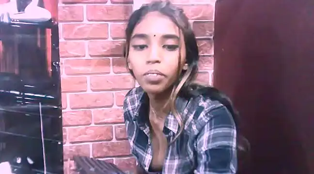 Snapshot of IndianSexySlender chatting on 03-12-25, 11:20 IndianSexySlender online show from 03-12-25, 11:20