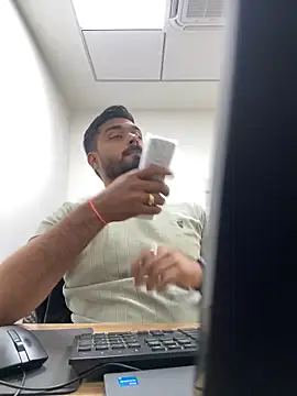 Snapshot of hotboysammy chatting on 12-03-24, 10:39 hotboysammy online show from 12-03-24, 10:39