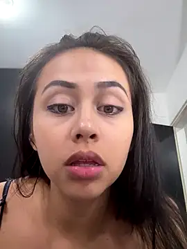 Snapshot of iiris_ chatting on 11-06-25, 04:13 iiris online show from 11-06-25, 04:13