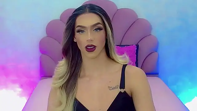 Snapshot of briana_sex32 chatting on 01-15-25, 08:20 briana sex32 online show from 01-15-25, 08:20