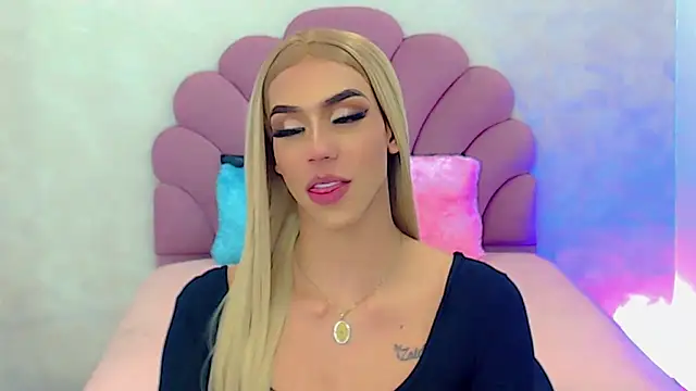 Snapshot of briana_sex32 chatting on 02-09-25, 10:53 briana sex32 online show from 02-09-25, 10:53