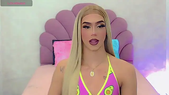 Snapshot of briana_sex32 chatting on 02-14-25, 03:43 briana sex32 online show from 02-14-25, 03:43