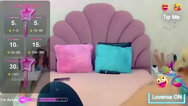 Snapshot of briana_sex32 chatting on 09-18-25, 06:32 briana sex32 online show from 09-18-25, 06:32