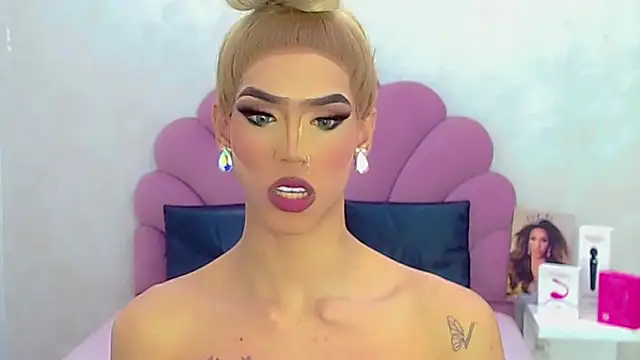 Snapshot of briana_sex32 chatting on 03-19-26, 08:07 briana sex32 online show from 03-19-26, 08:07