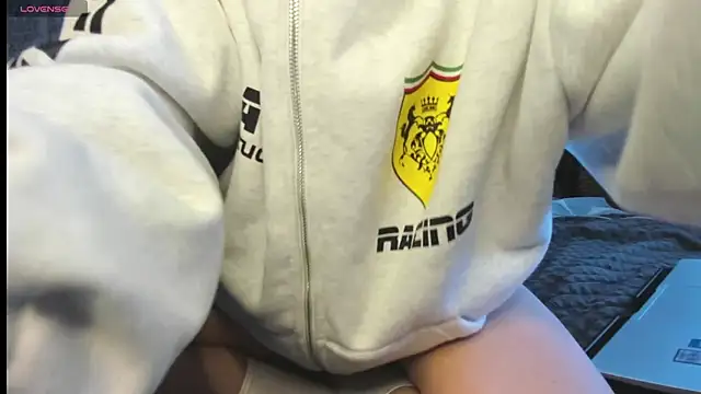 purebeautie13 online show from 02-06-26, 12:41