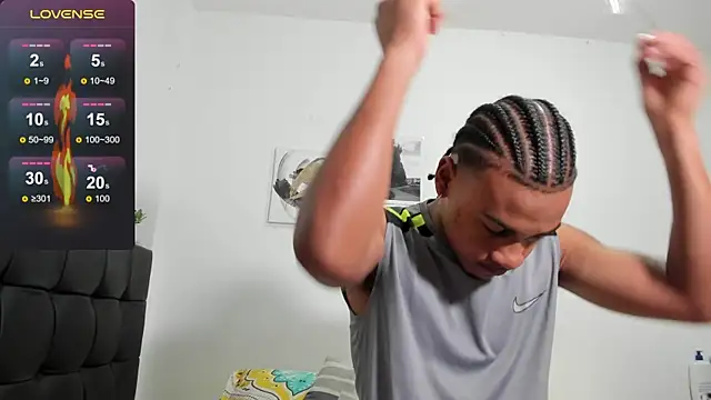 RoddyRich11 online show from 12-13-24, 02:38