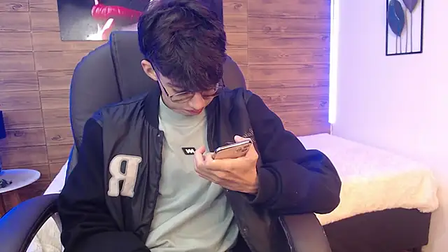 jhoellx online show from 12-06-24, 12:49