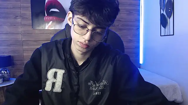 jhoellx online show from 12-20-24, 12:38