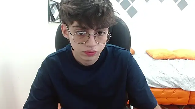 jhoellx online show from 12-26-24, 07:05